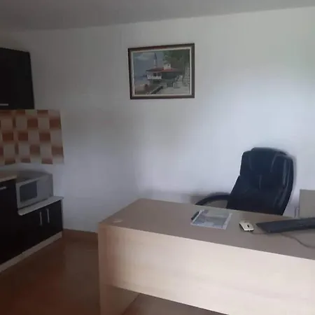 Little Oasis * Ezerets