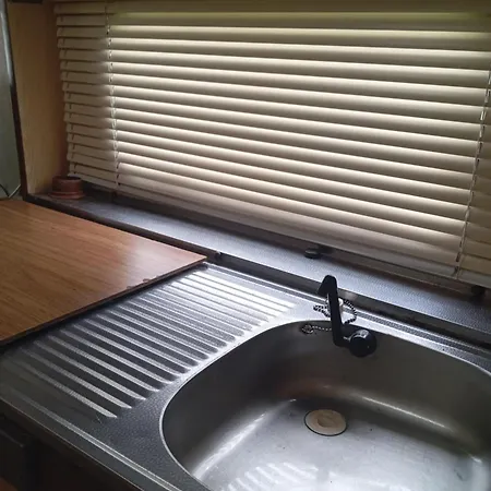 Little Oasis Ezerets