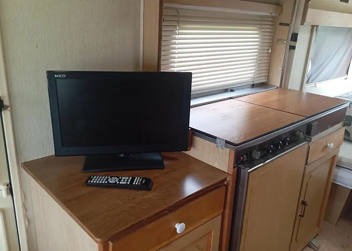 Little Oasis キャンプ場 Ezerets